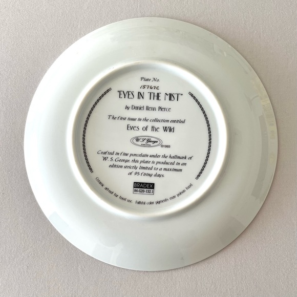 In The Mist Wolves Plate by Daniel Renn Pierce, WS George - Picture 3 of 4